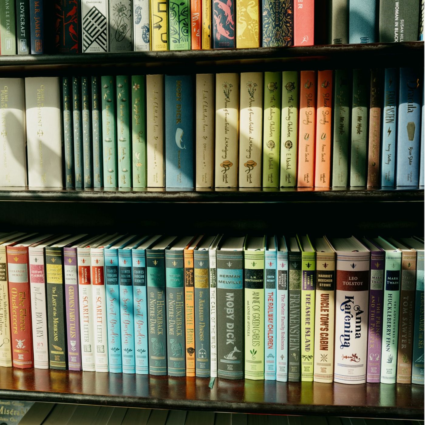 Sunday Special: Gifting Books for the Holidays by The New York Times