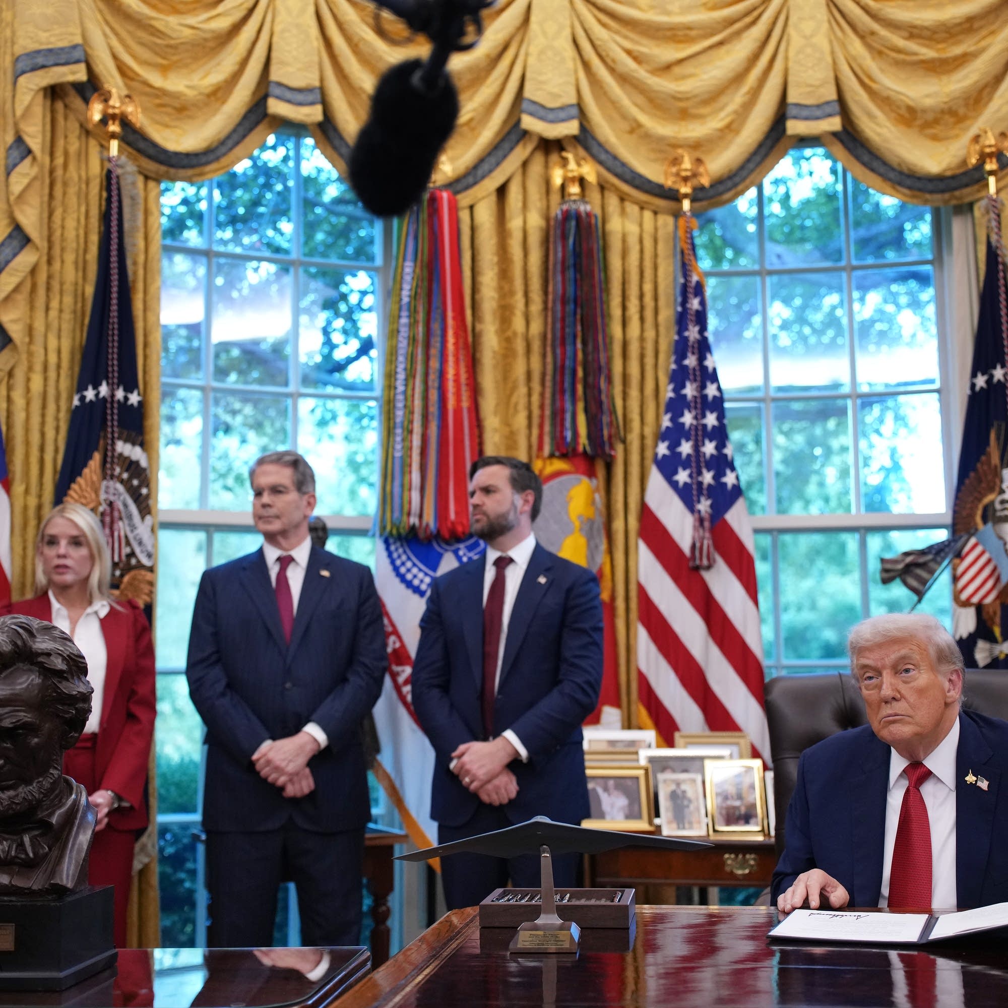 The "stuck economy," tariffs and Wall Street